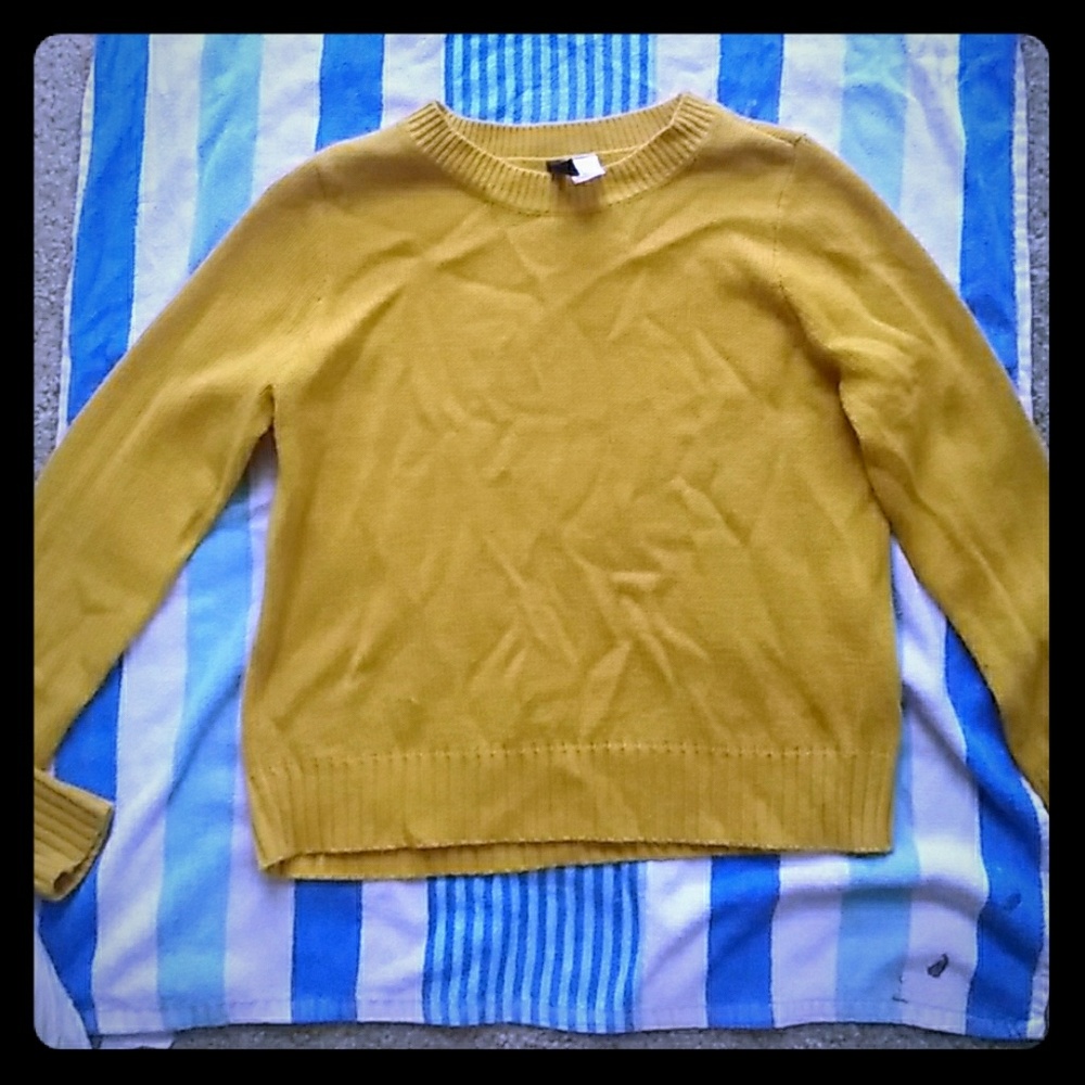 Mustard yellow sweater